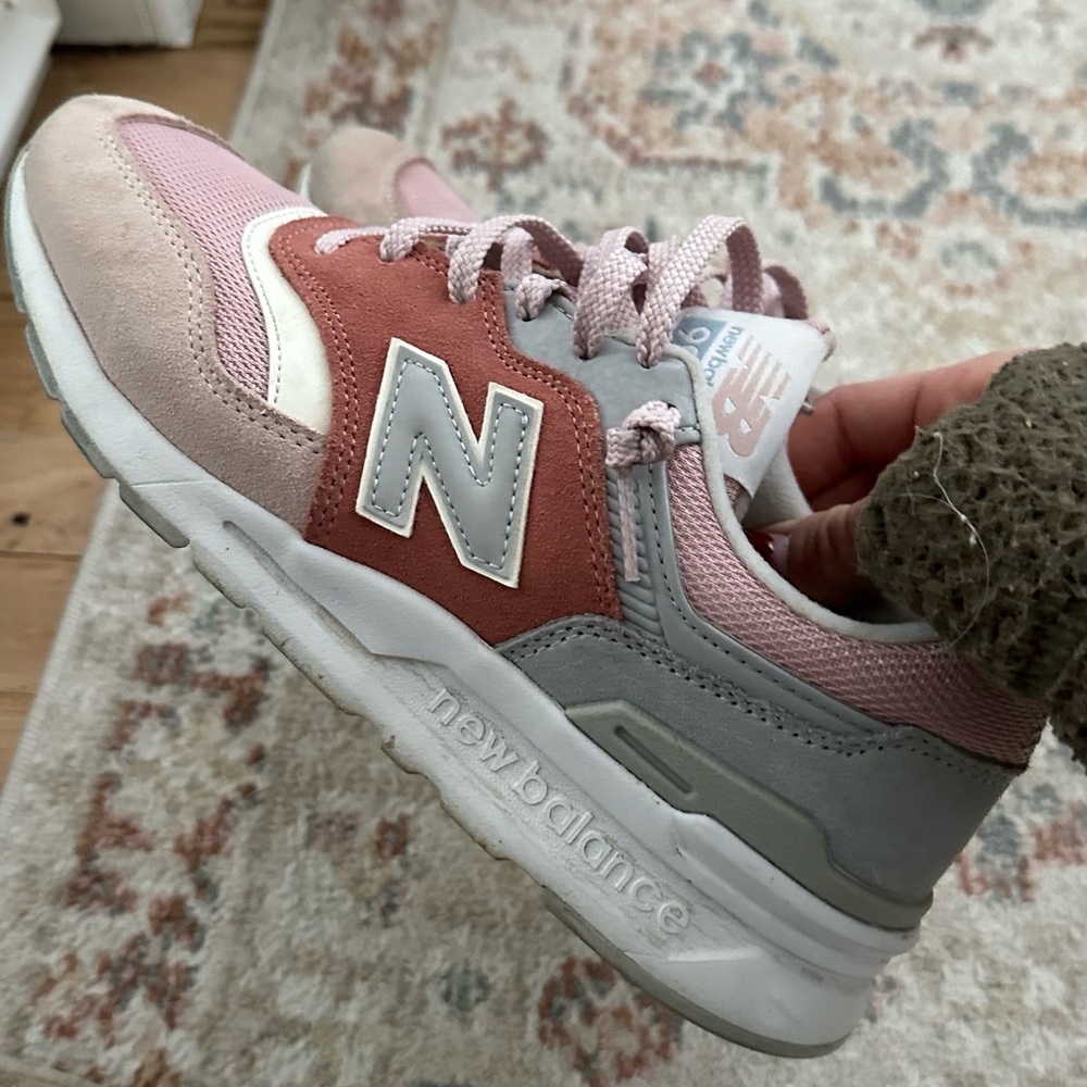 New Balance Women's Pink and Gray Sneakers